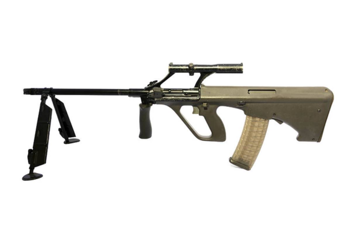 Austrian 5.56Mm Steyr Aug Light Support - Poster | Canvas Wall Art Print