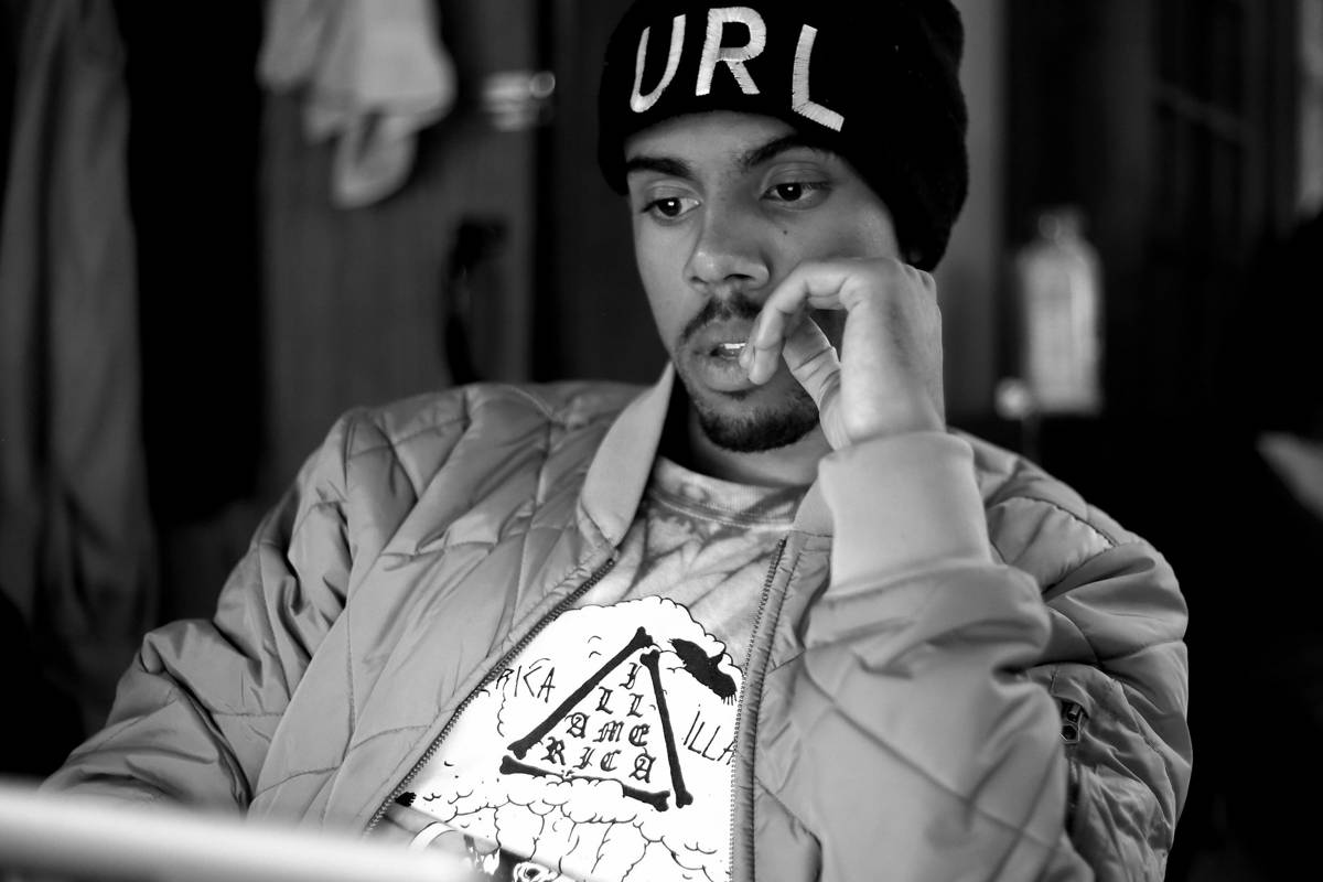 Vic Mensa Hip Hop Rapper Black And White - Poster | Canvas Wall Art Print