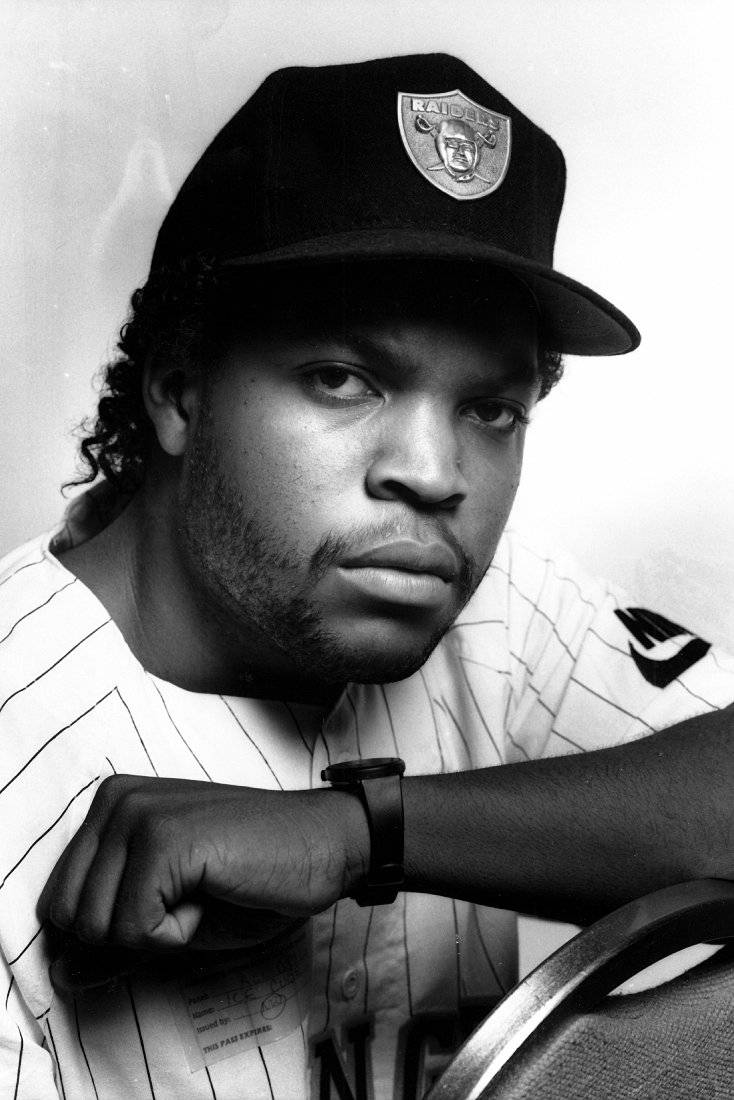 Ice Cube In 1992 Face Rapper - Poster | Canvas Wall Art Print