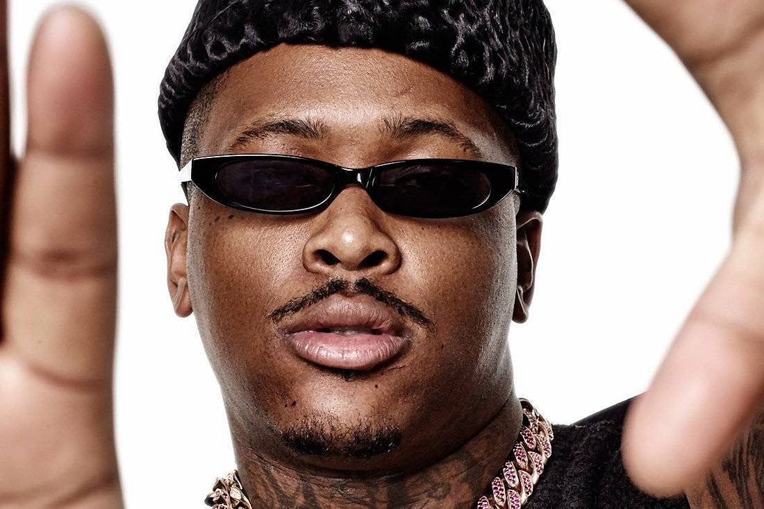 Yg Young - Poster | Canvas Wall Art Print