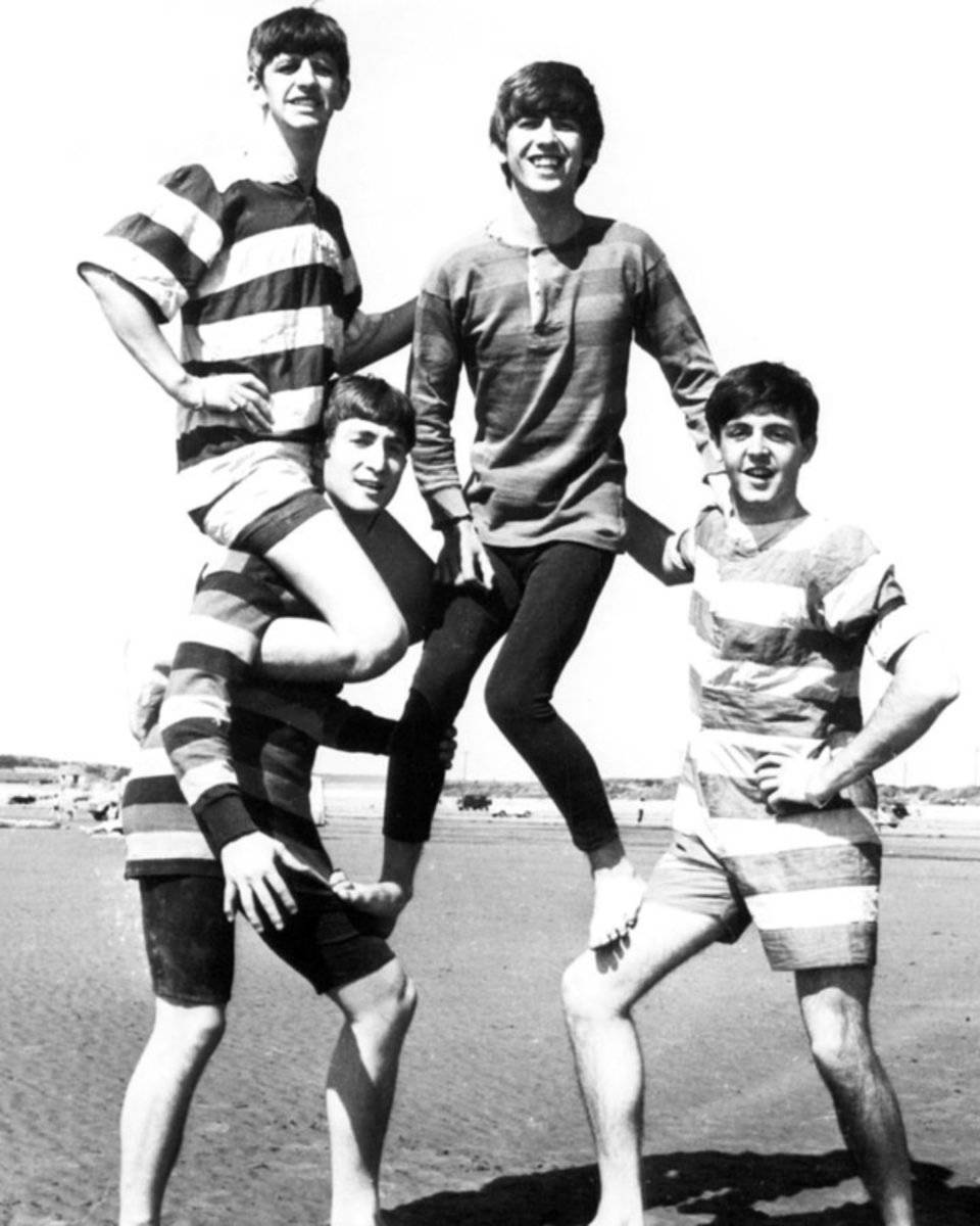 Beatle Beach - Poster | Canvas Wall Art Print