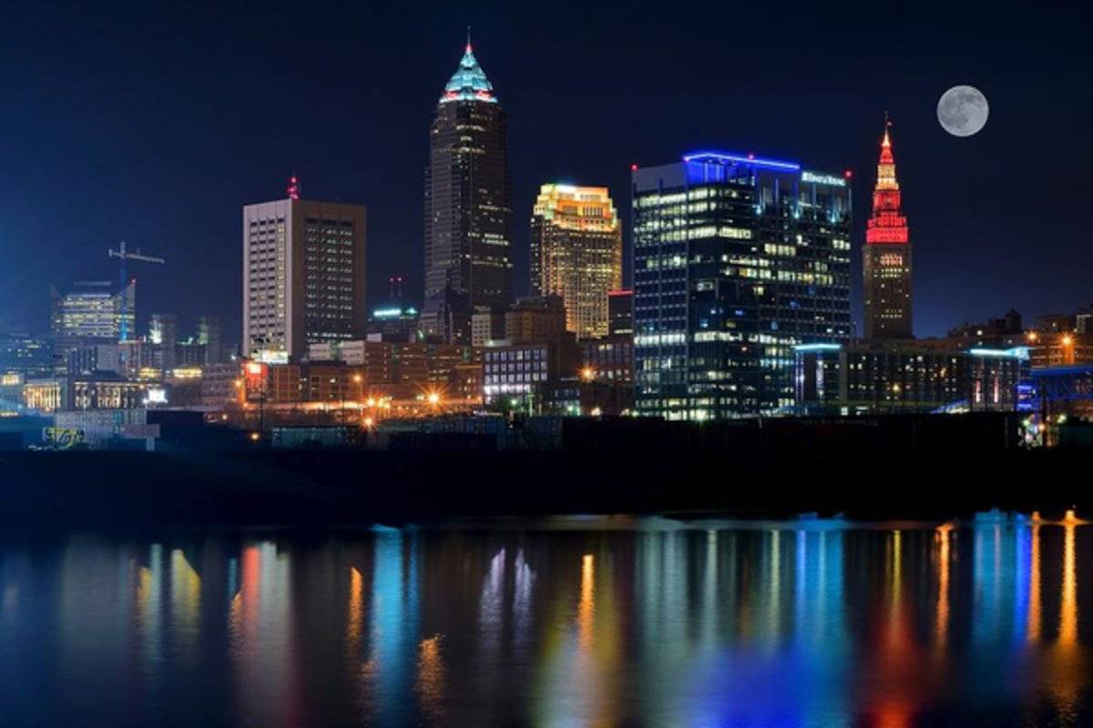 Bright Lights City Nights - Poster | Canvas Wall Art Print