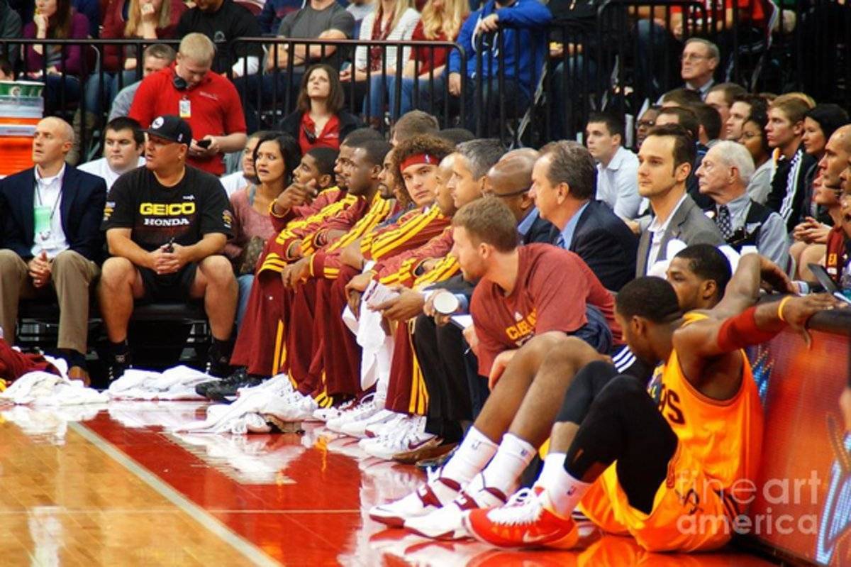 Cleveland Cavaliers Bench - Poster | Canvas Wall Art Print