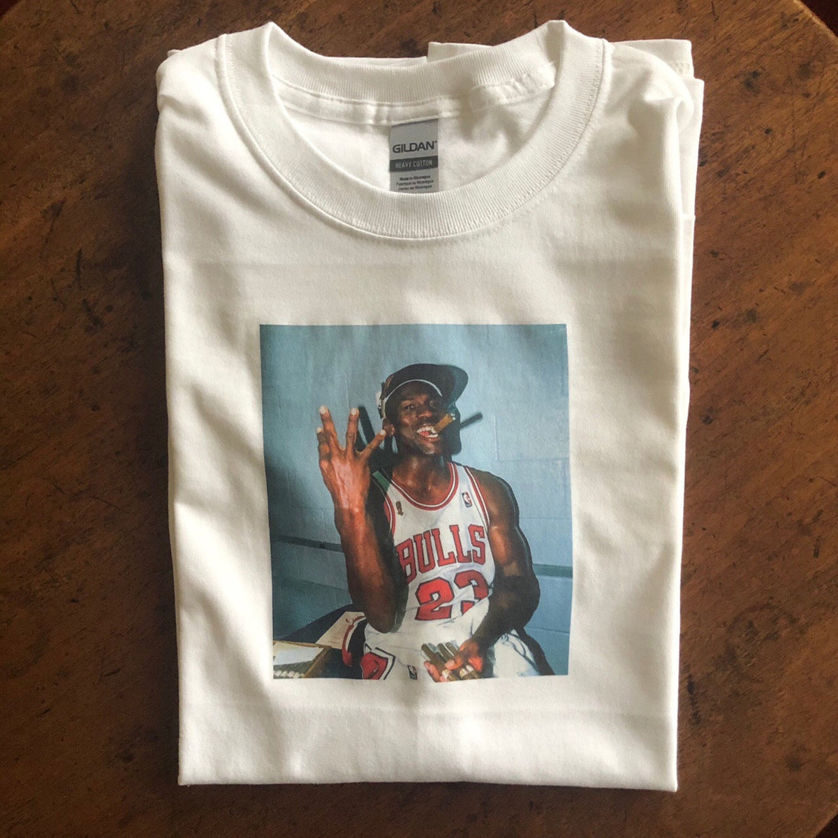 Comfort Colors Jordan Cigar Vintage Shirt Women, Michael Jordan 23 White Graphic Tee, Retro Basketball Fan Gift for Her Aesthetic