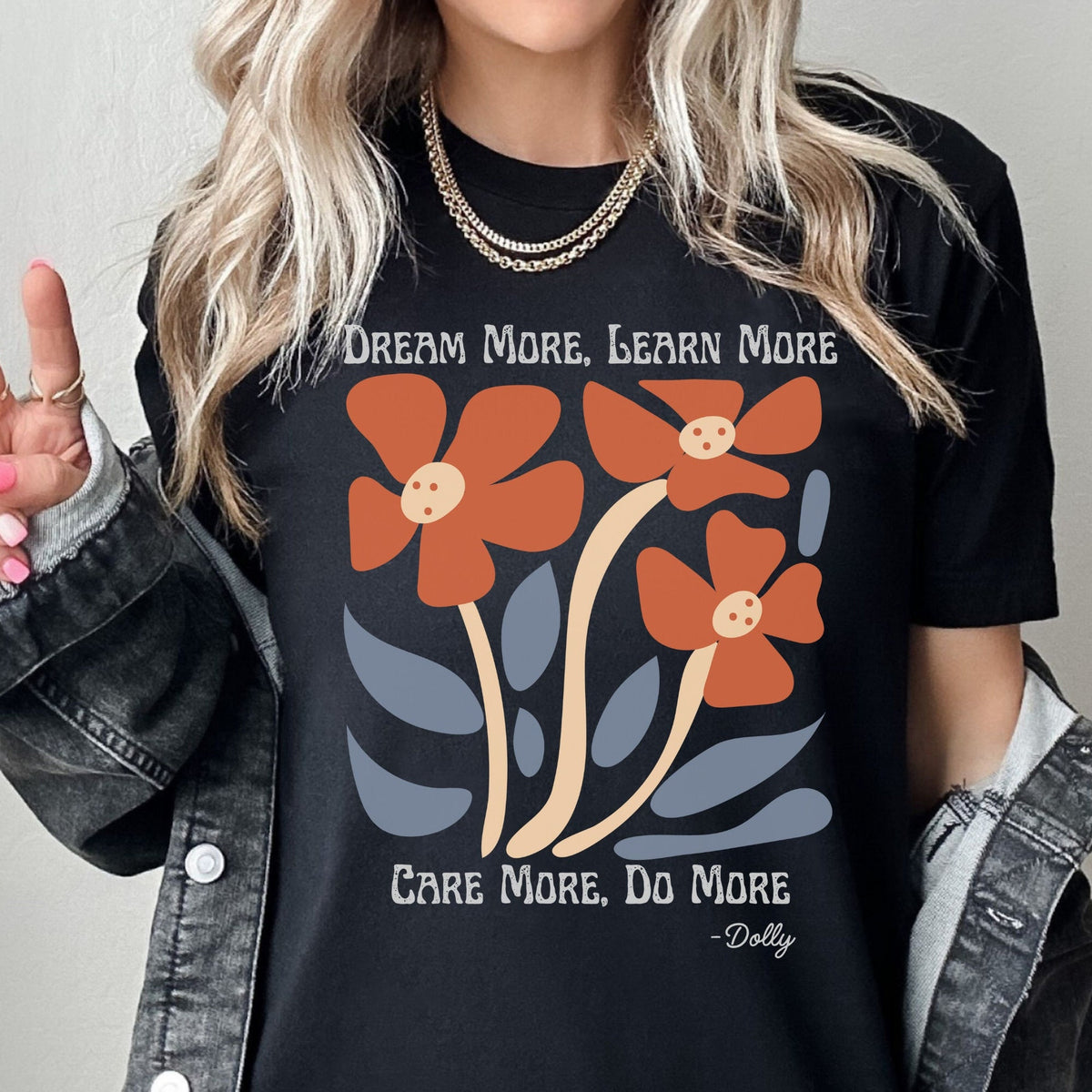Comfort Colors Dream More Do More Dolly Shirt Women, Country Concert Pigeon Forge Gatlinburg Tennessee Cowgirl Graphic Tee, Fan Gift for Her Aesthetic