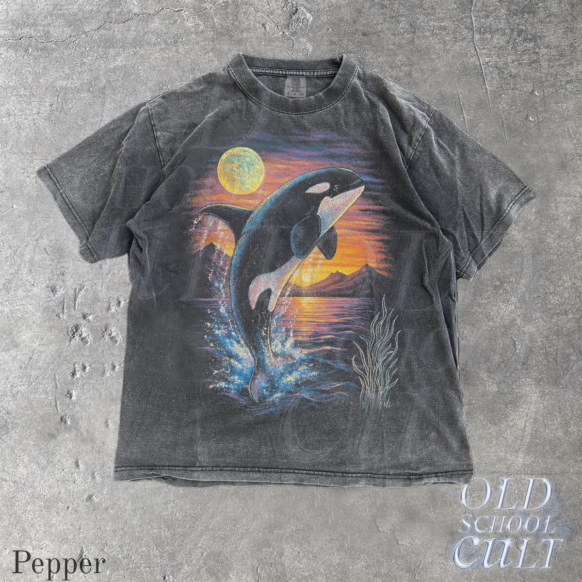 Orca Midnight Vintage Style Graphic Shirt Retro Ocean Comfort Colors Orca Shirt Moonlight Ocean Lightning Tee90s Marine Life Graphic Top