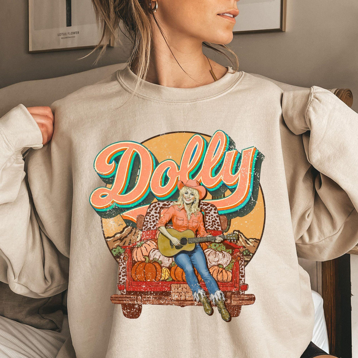 Comfort Colors Retro Dolly Parton Fall Shirt Women, Western Cowgirl Pumpkin Patch Country Music Graphic Tee, Fan Gift for Her Aesthetic