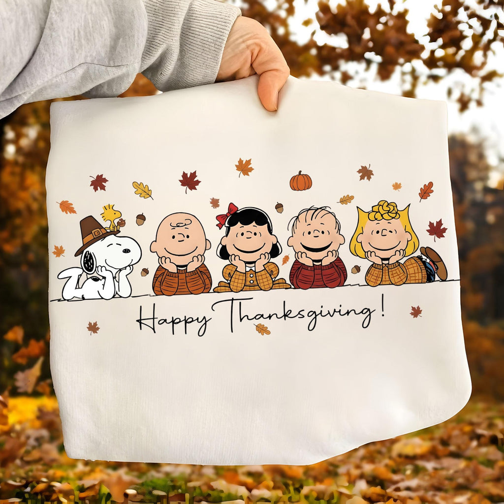 Comfort Colors Snoopy Thanksgiving Fall Shirt Women, Charlie Brown Peanuts Friends Cute Cartoon Dog Pumpkin Graphic Tee, Gift for Her Aesthetic