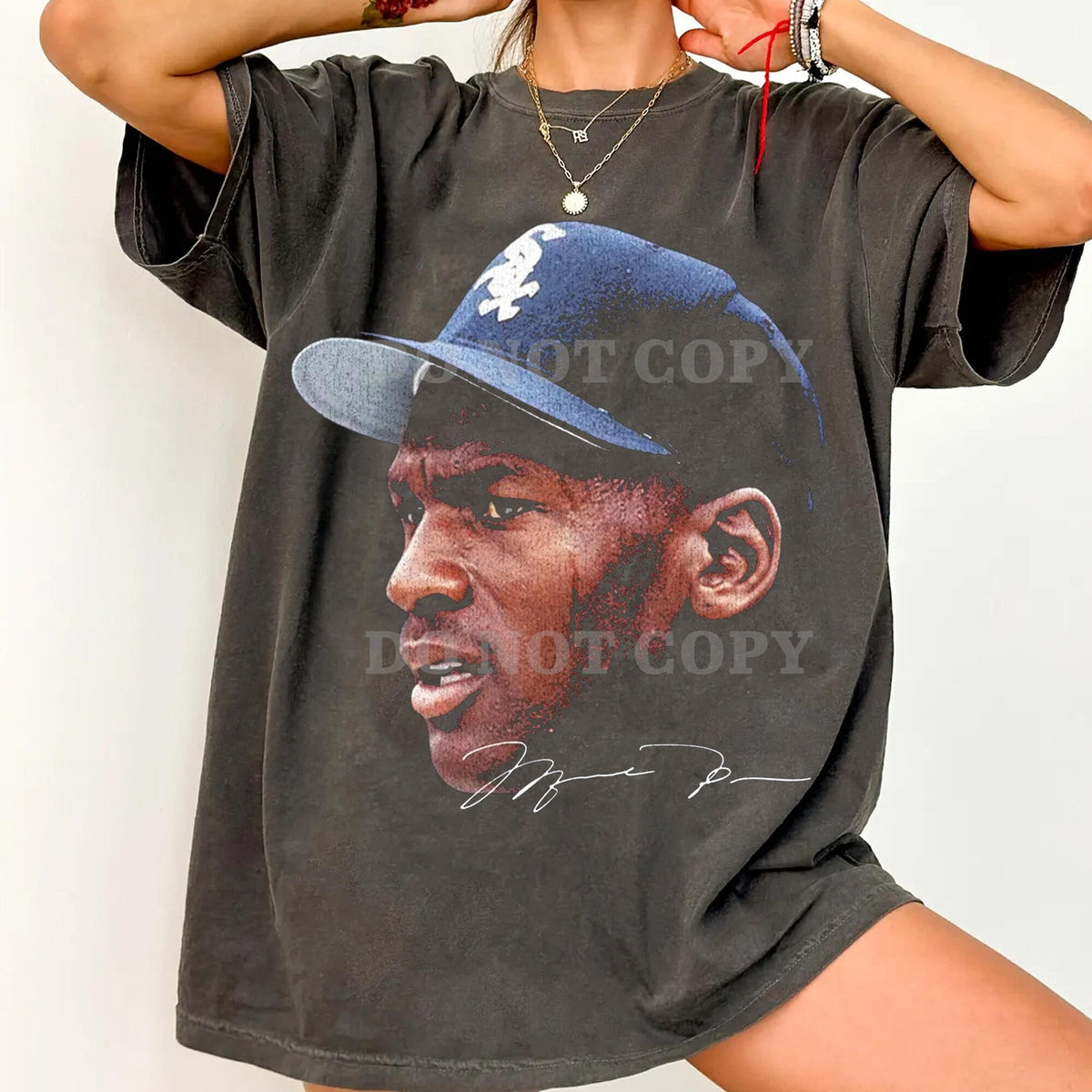 Comfort Colors Michael Jordan Big Face Shirt Women, Retro 90s Chicago Bulls Basketball Graphic Tee, Fan Gift for Her Aesthetic