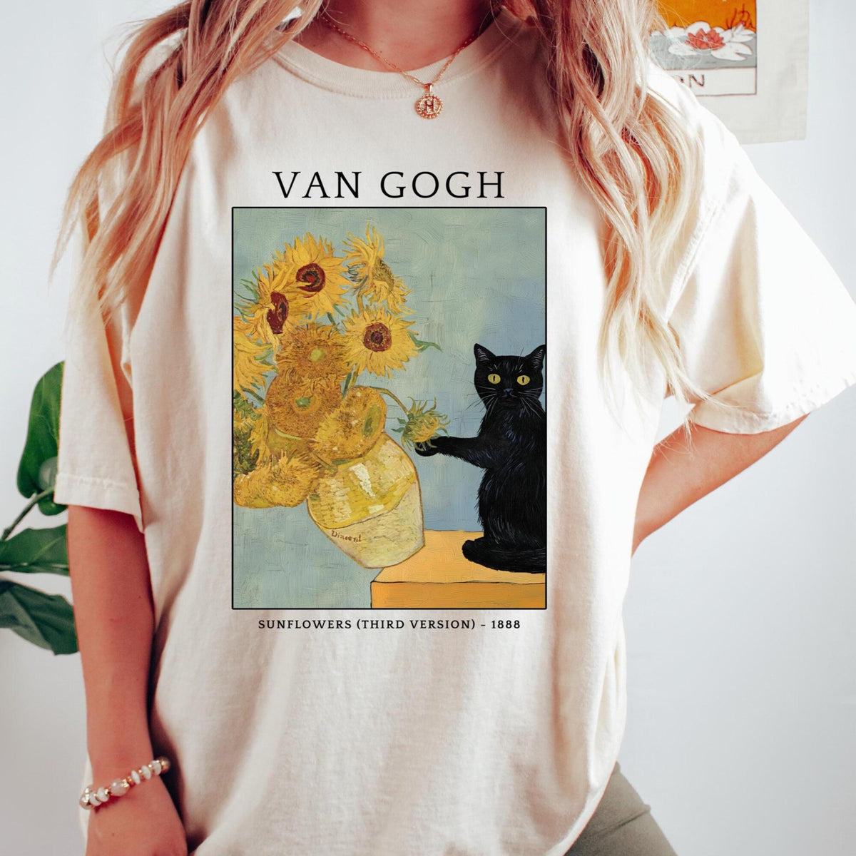 Van Gogh Cat Shirt Vintage Art Tee Black Cat Shirt Sunflower Cat TShirt Aesthetic Painting Tee Funny Art Lover Sweatshirt