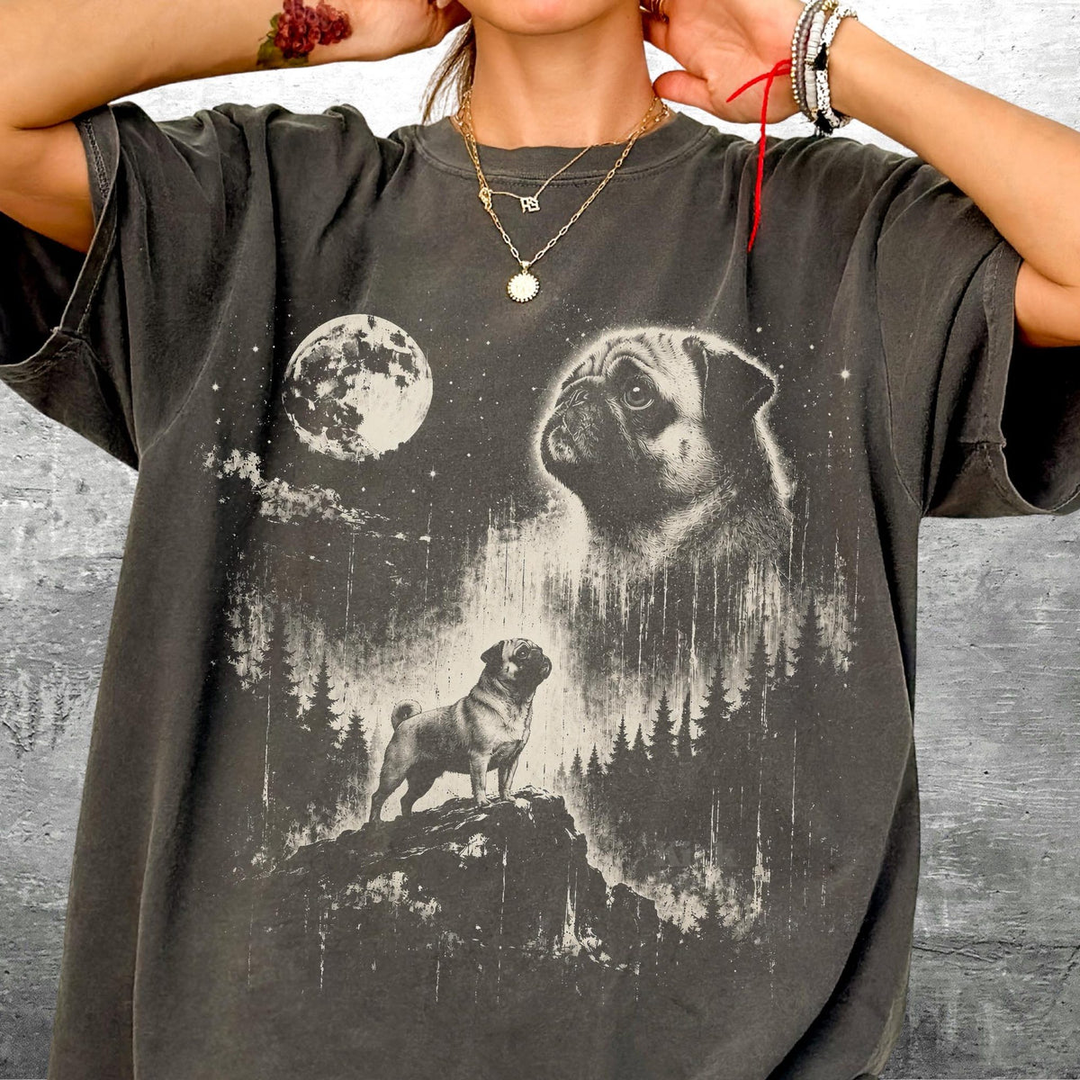 Vintage Funny Pug Shirt Moon Oversized Women Mens Comfort Colors Tshirt