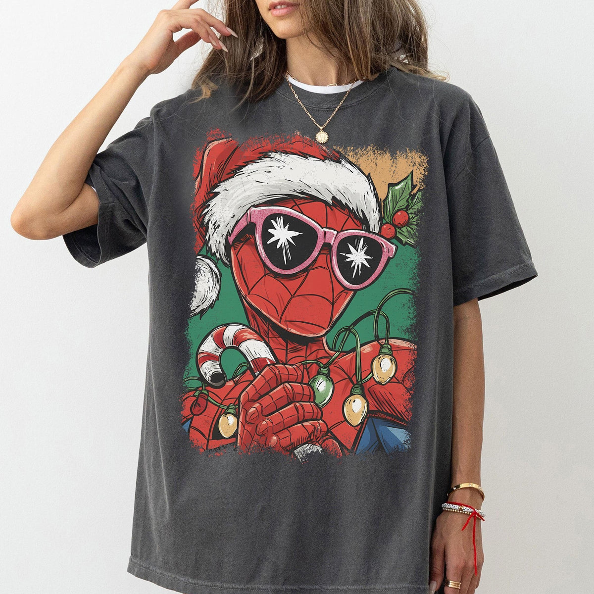 Comfort Colors Vintage Spider Man Christmas Santa Shirt Women, Disney Marvel Christmas Lights Disneyland Matching Group Graphic Tee, Holiday Fan Gift for Her Aesthetic