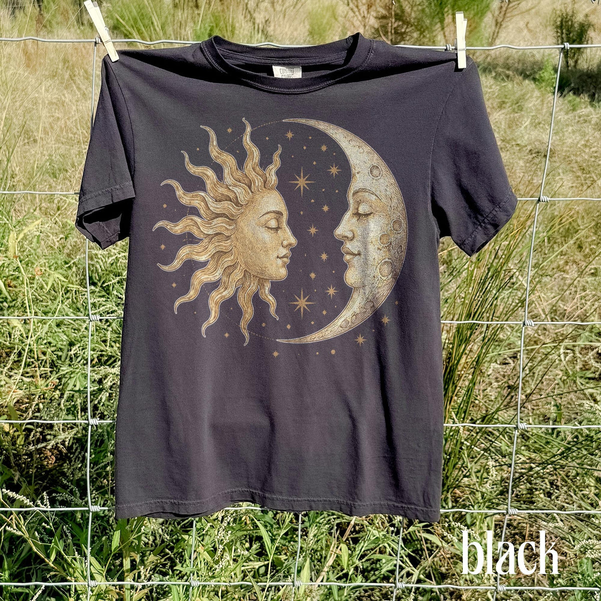 Vintage Sun Moon Celestial Shirt Retro Mystic Astrology Graphic Tee Classic Boho Cosmic Art Top Comfort Colors Spiritual Gift