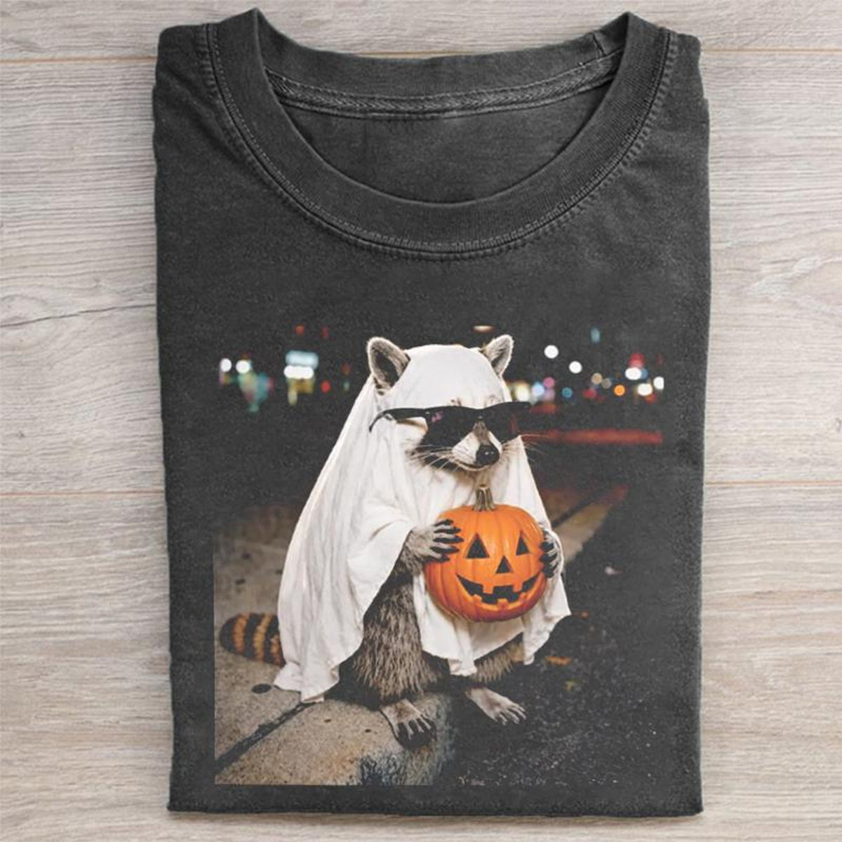Raccoon Ghost Halloween Shirt Funny Trick Or Treat Tee Cute Raccoon Pumpkin Costume Top Spooky Season Gift Retro Halloween Graphic Tee