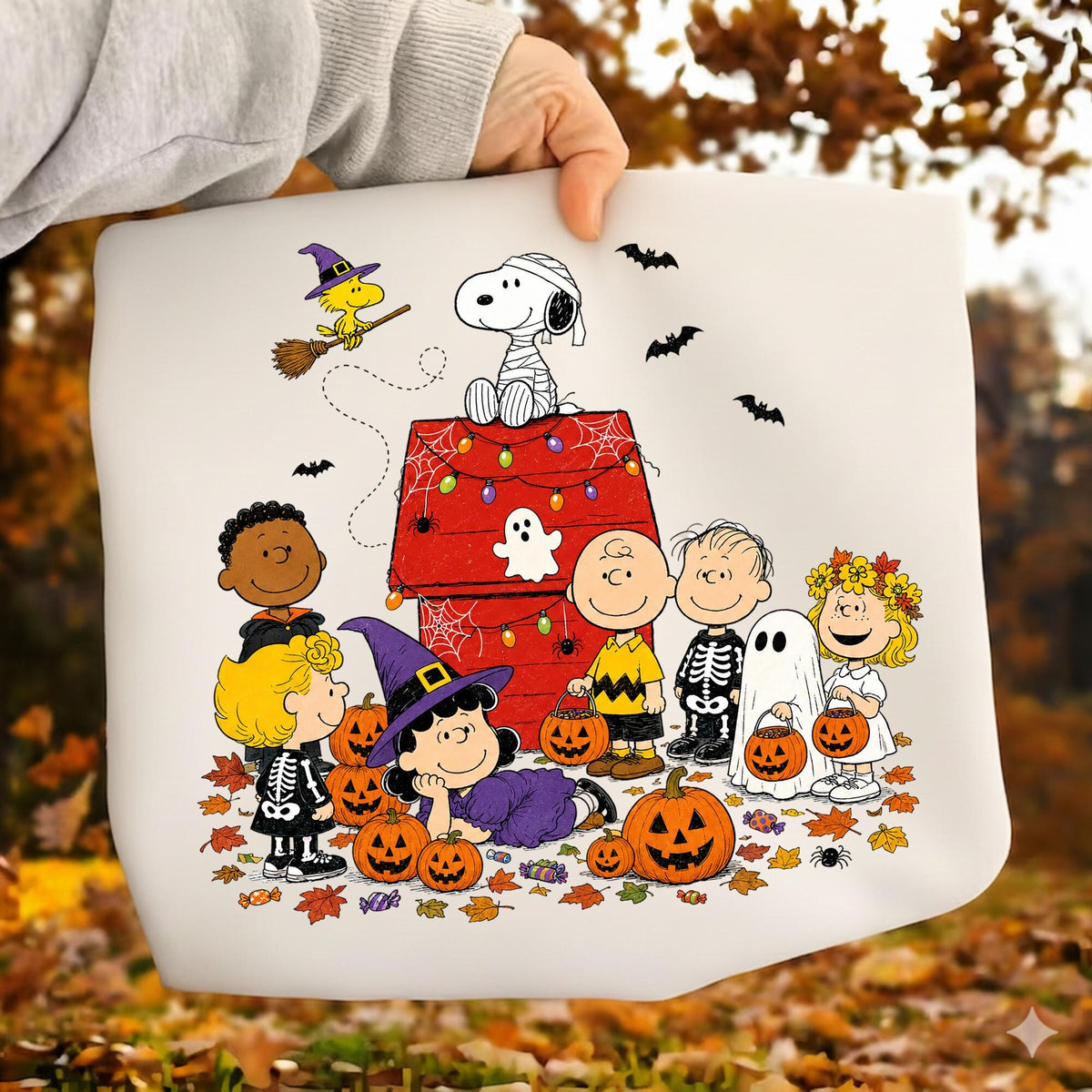 Comfort Colors Snoopy Halloween Shirt Women, Charlie Brown Peanuts Spooky Boo Halloween Pumpkin Woodstock Graphic Tee, Gift for Her Aesthetic
