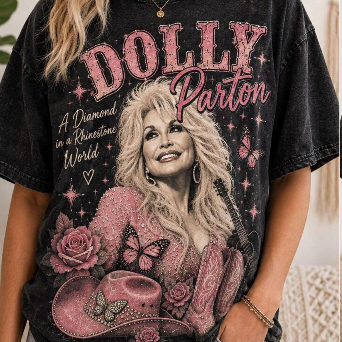 Comfort Colors Dolly Parton Rhinestone Cowgirl Tribute Shirt Women, Vintage Country Music Inspired Western Graphic Tee, Fan Gift for Her Aesthetic