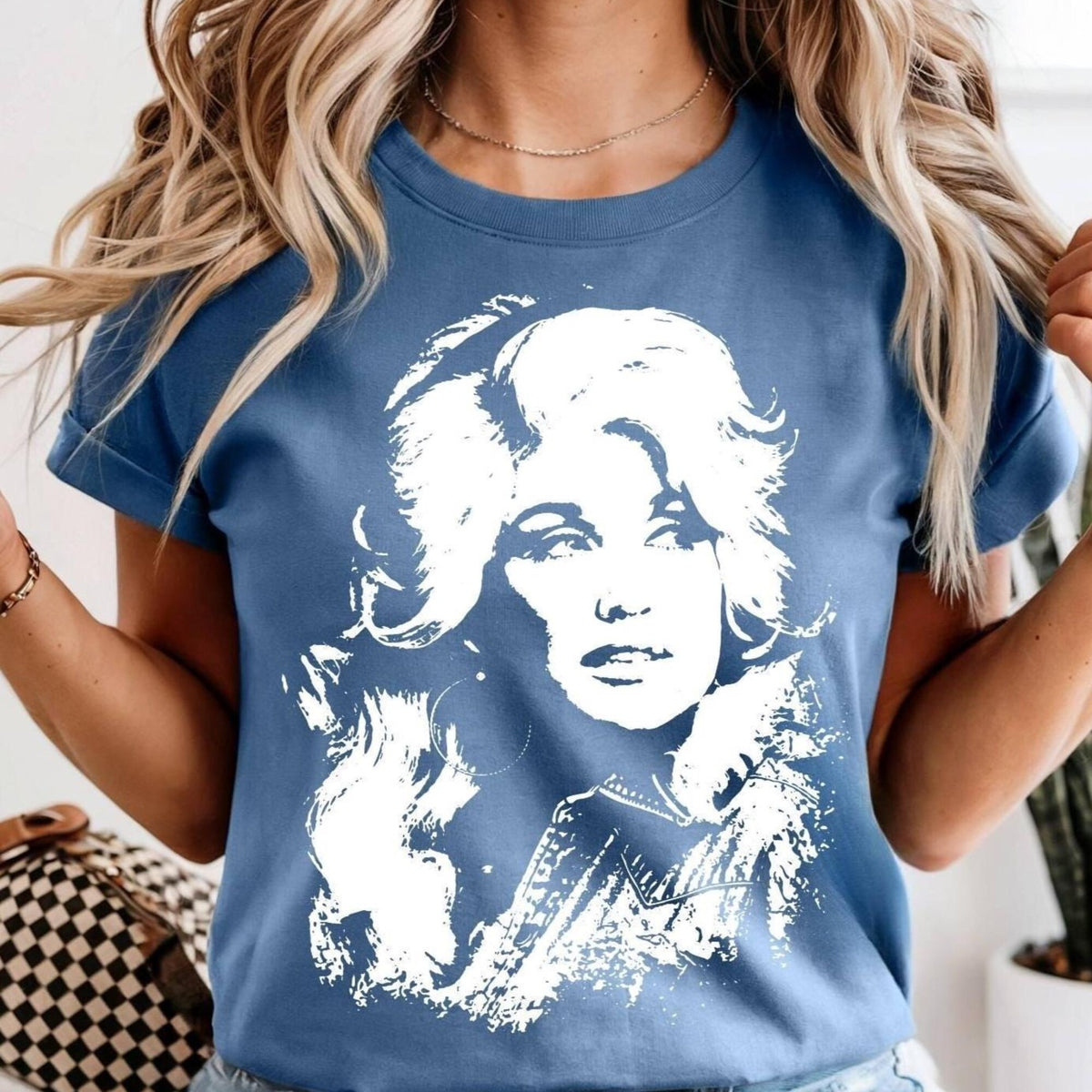 Vintage Dolly Parton Comfort Colors Graphic Shirt Retro Dolly Western Tee Country Music Singer Tee Western Songs Fan Country Music Tee