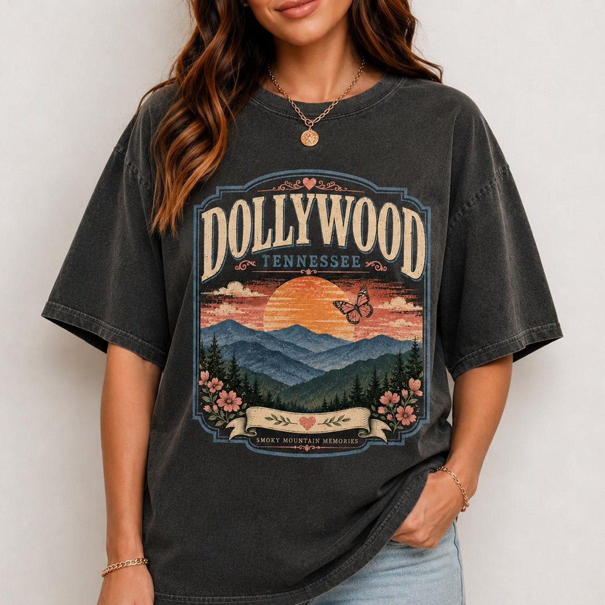 Comfort Colors Dollywood Tennessee Shirt Women, Smoky Mountain Memories Vintage Great Smoky Mountains Retro Country Travel Graphic Tee, Fan Gift for Her Aesthetic