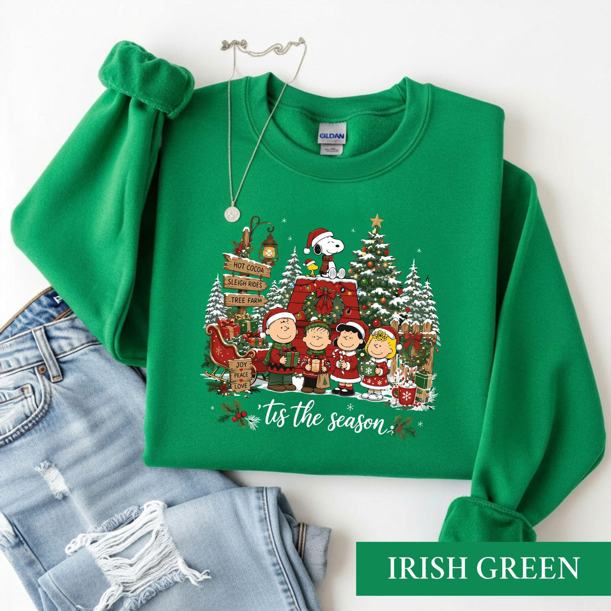 Comfort Colors Snoopy Christmas Shirt Women, Tis the Season Charlie Brown Retro Peanuts Holiday Nostalgic Winter Cartoon Graphic Tee, Gift for Her Aesthetic