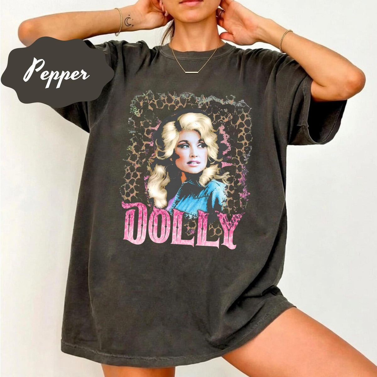Comfort Colors Dolly Parton Retro 80s Autograph Shirt Women, Country Music Vintage Graphic Tee, Gift for Her Aesthetic