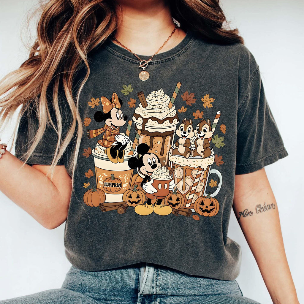 Comfort Colors Retro Mickey and Minnie Fall Halloween Shirt Women, Disney Pumpkin Autumn Thanksgiving WDW Disneyland Family Trip 2026 Graphic Tee, Gift for Her Aesthetic