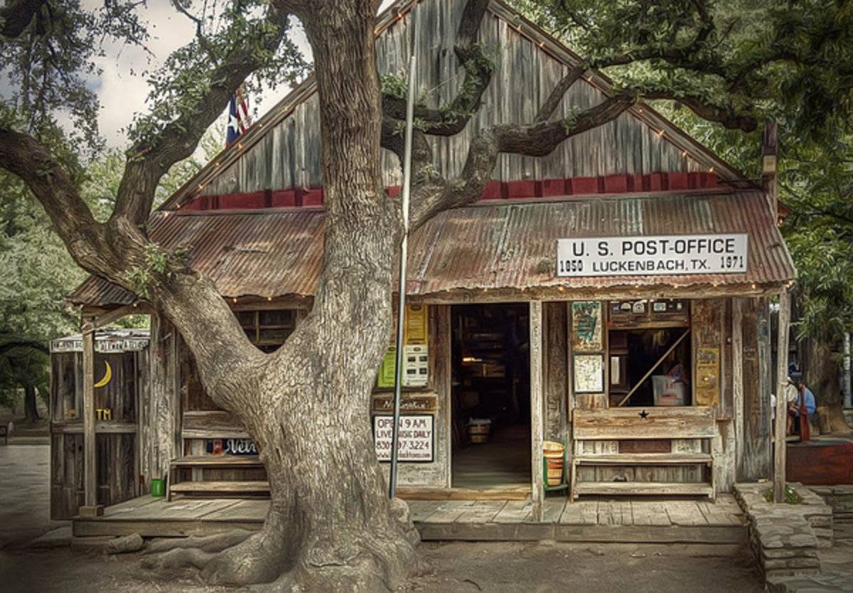 Luckenbach 2 - Poster | Canvas Wall Art Print