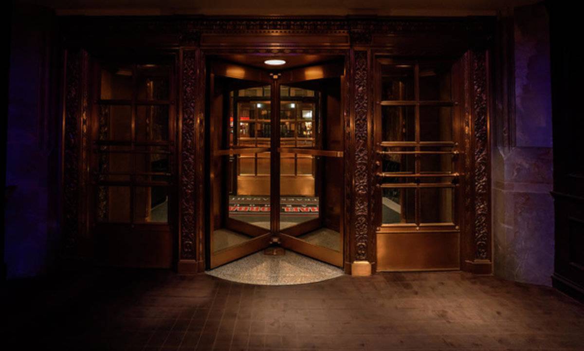 Revolving Door Entrance To Michael Jordan Steak House - Chicago - Poster | Canvas Wall Art Print