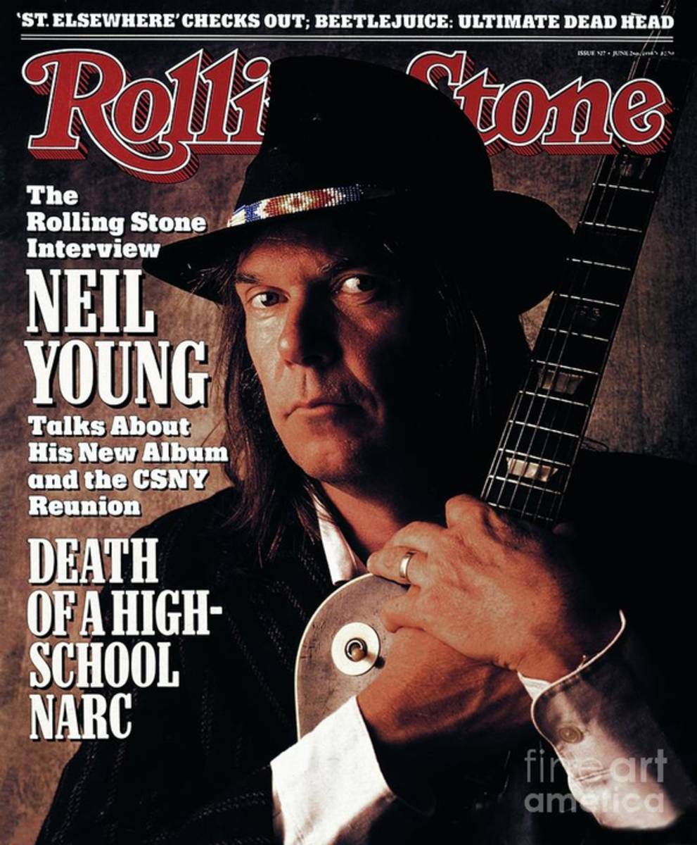 Rolling Stone Cover - Volume #527 - 6/2/1988 - Neil Young - Poster | Canvas Wall Art Print