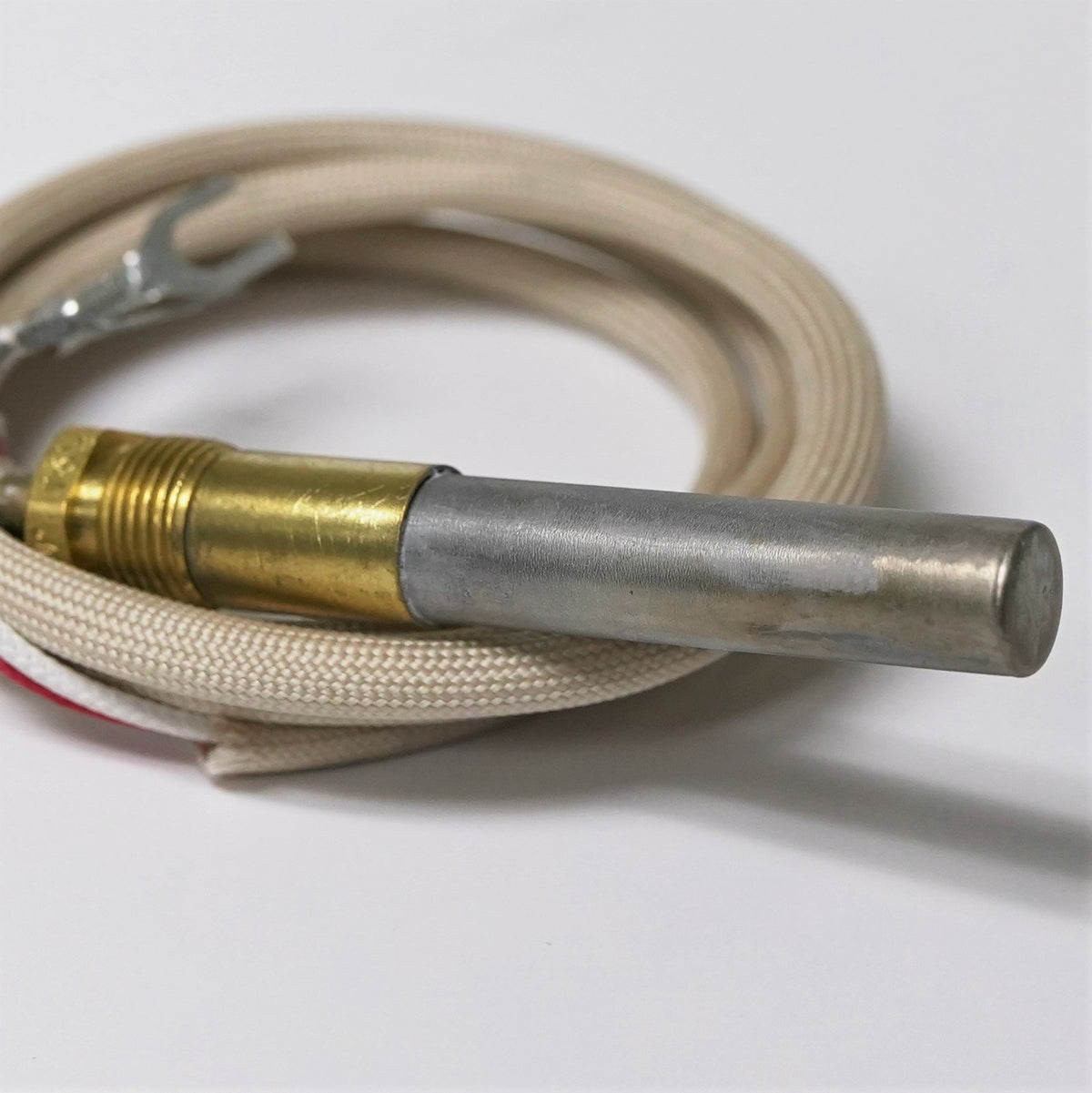 1950-001 Robertshaw Thermopile 36" 250-750 Millivolts MV 2 Lead with PG9 Adapter