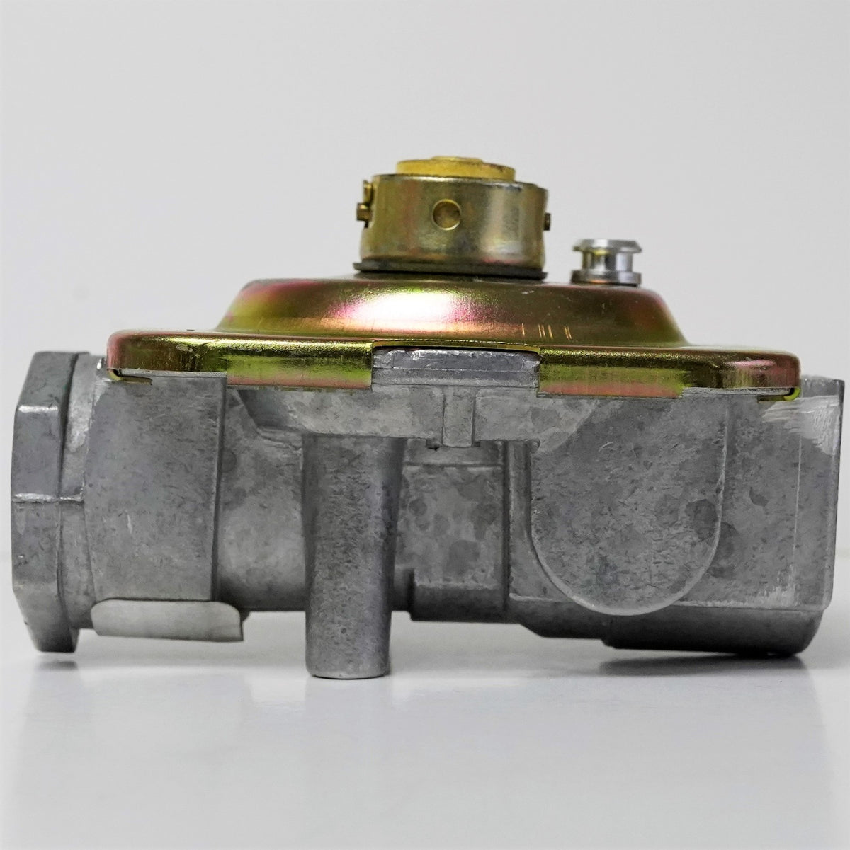 Gas Pressure Regulator 3/4" x 3/4" Natural 4" LP 10" Harper 4600S0004 4673G0010B