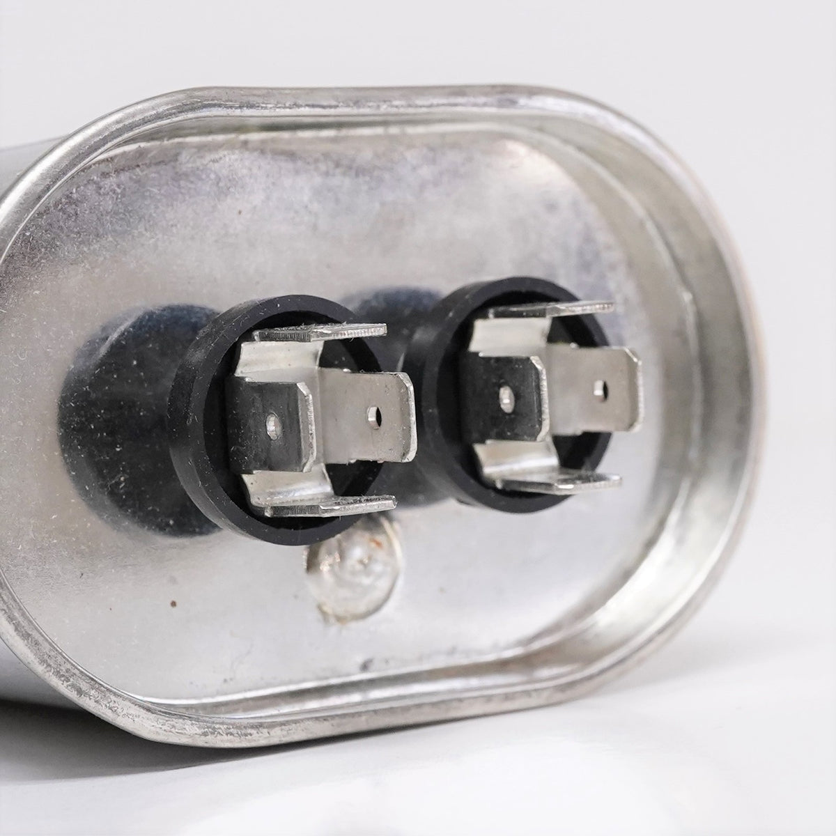 TitanPro TOCF20 HVAC Motor Run Oval Capacitor. 20 MFD/UF 440/370 Volts