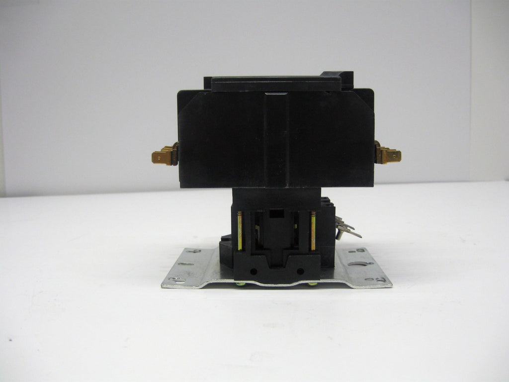 Contactor Three (3) Pole 90 Amp 240 Volts Air Conditioning PC390C