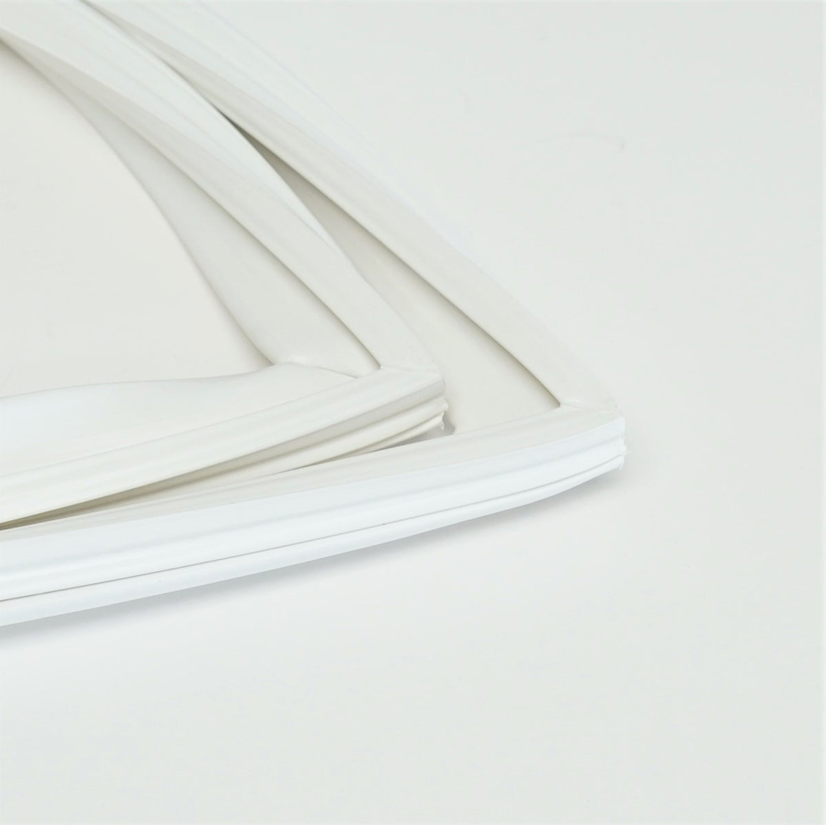 SZO583 for Sub-Zero 7010583 Refrigerator Door Gasket by SUPCO