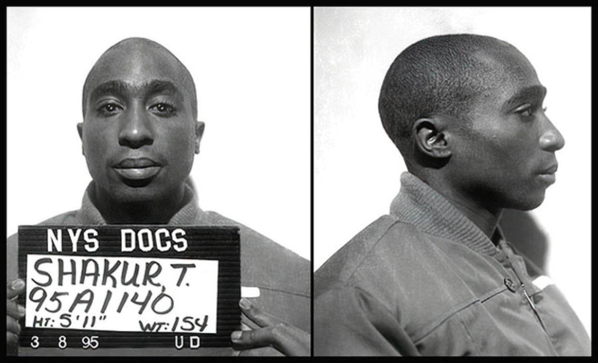Tupac Shakur Mugshot 1995 - Rapper - Poster | Canvas Wall Art Print
